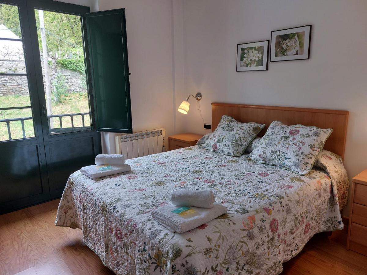 Hospederia Externa Del Monasterio Otel Sisam Dış mekan fotoğraf